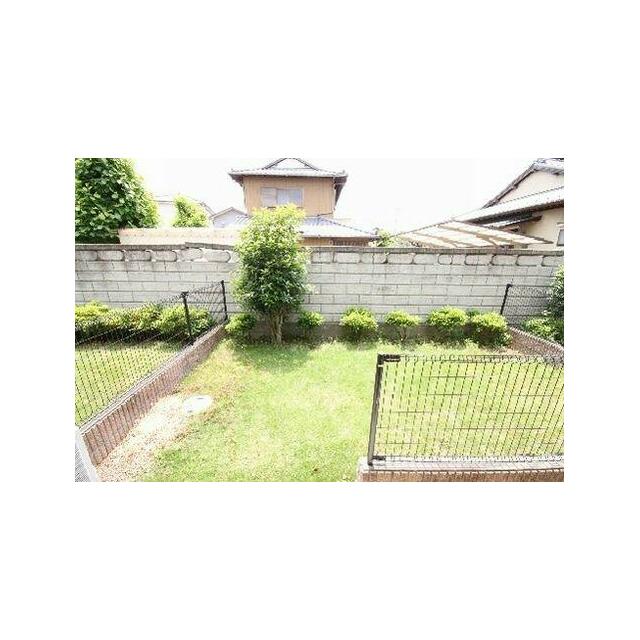 専用庭です。芝がとてもきれいです！