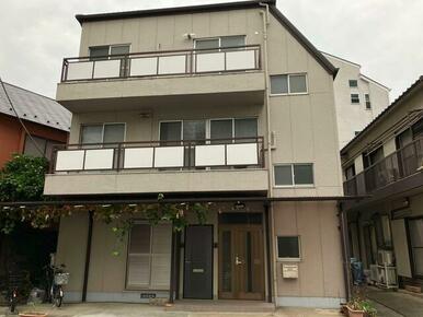 自転車２台まで無料／閑静な住宅街／２人入居相談可（子供不可）自転車２台まで無料／倉庫利用相談可