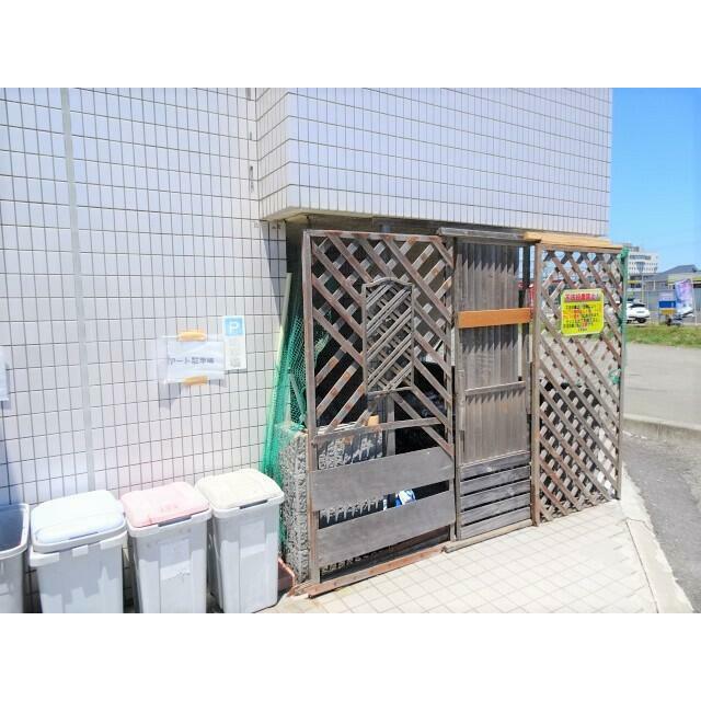 ごみ集積所