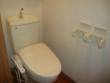 シャワー付トイレ