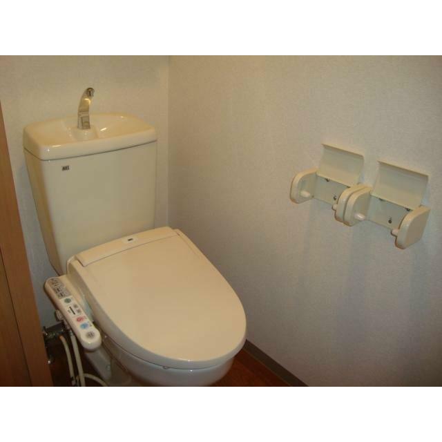 シャワー付トイレ