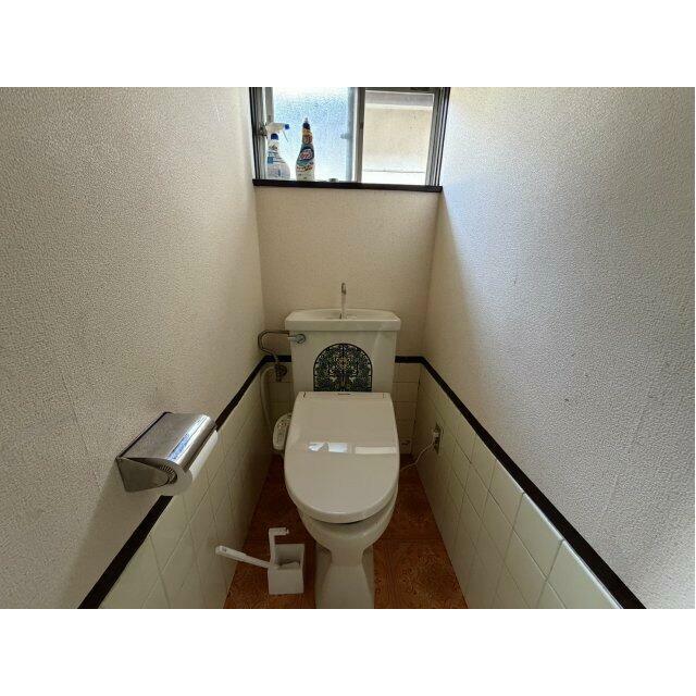 シンプルで使いやすいトイレです