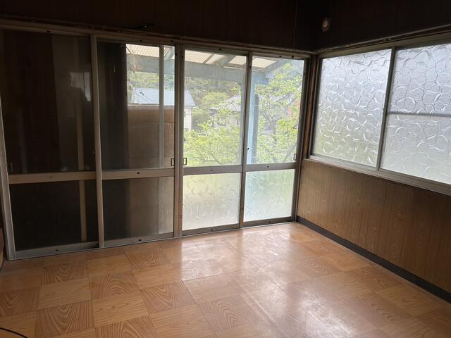 物件画像 飯塚市 鯰田 (鯰田駅) 1階建 4DK