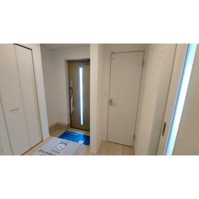 【１号棟】玄関