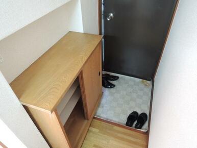 シューズボックス