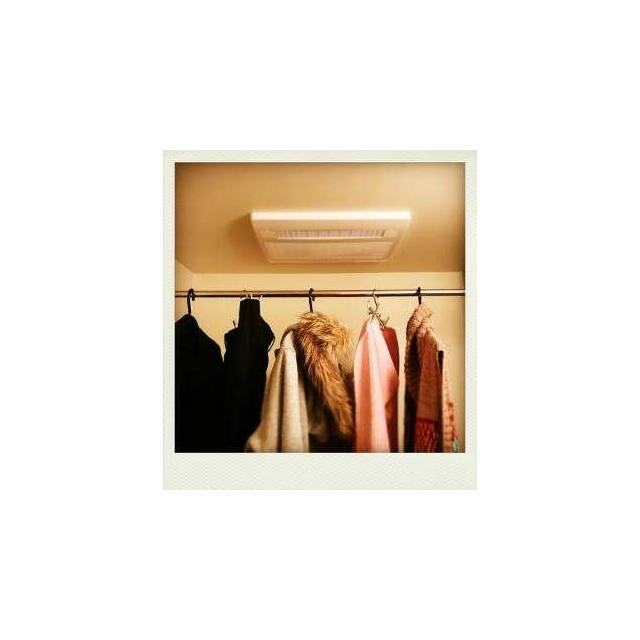 浴室乾燥機能付きバスルーム