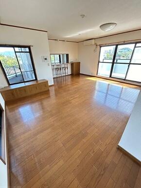 明るいリビング