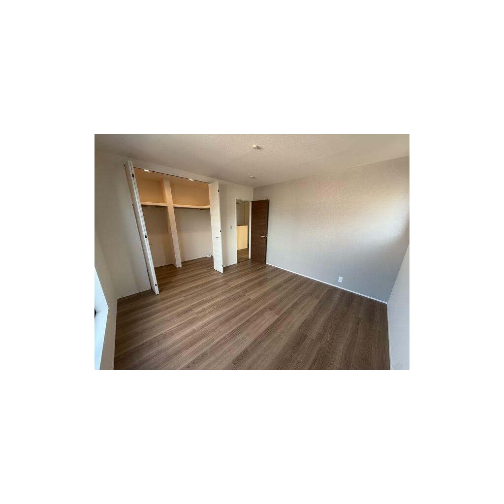 Casa 4LDK em Konan — foto 4 de 10