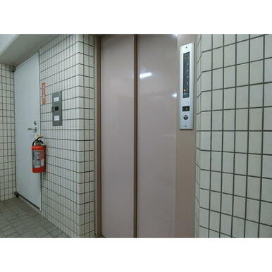 エレベーター