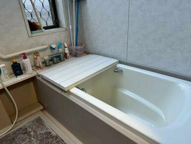 日々の疲れを癒すお風呂付です