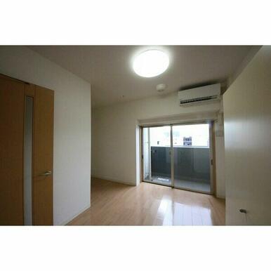 ※こちらの写真は1404号室のものです