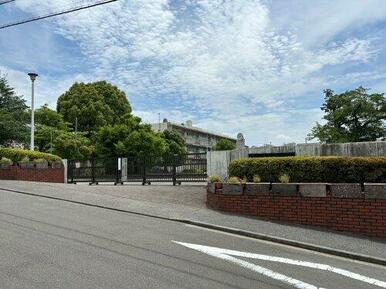 あざみ野第二小学校