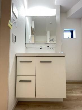 水が流れやすく汚れがたまりにくい設計でお手入れもらくらくです！