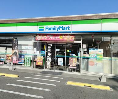 ファミリーマート守山下志段味店