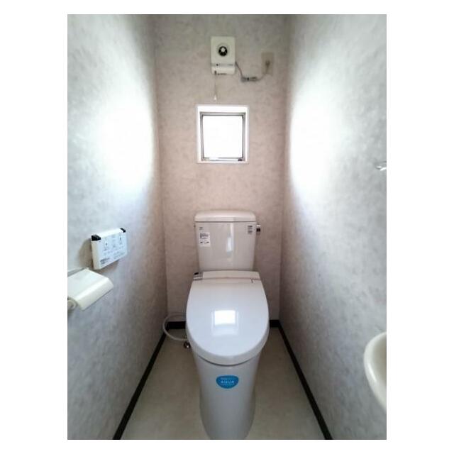 トイレの様子（ウォシュレット）