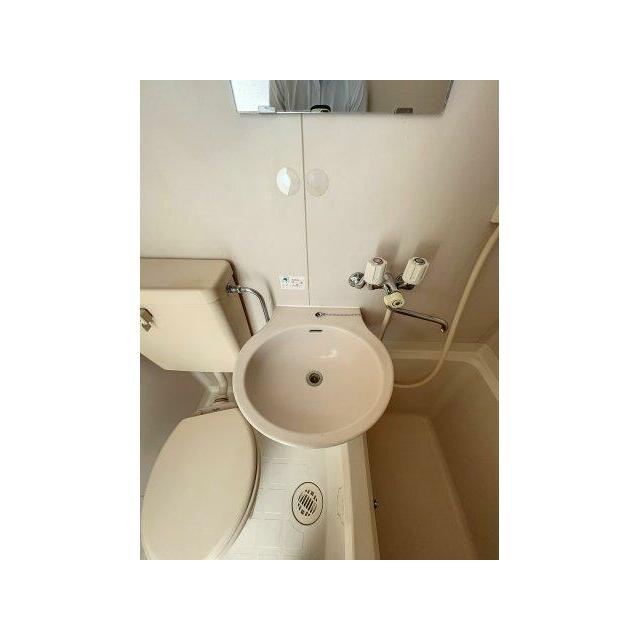 同物件、別のお部屋の写真です。
