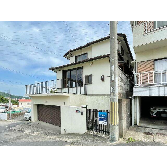 間口約9.5ｍの接道です。