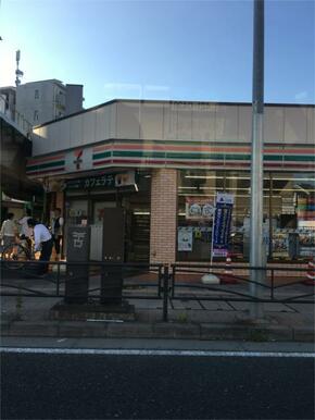 セブンイレブン　横浜大口通店