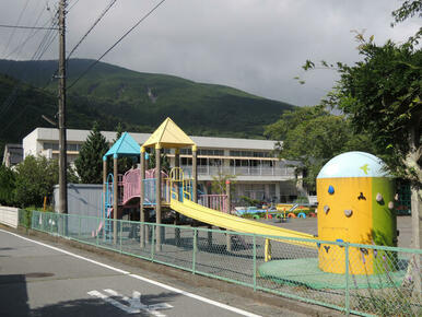 小山町立すばしりこども園第１園舎