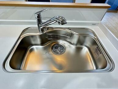 「キッチン」シンクも新品取替済みです。