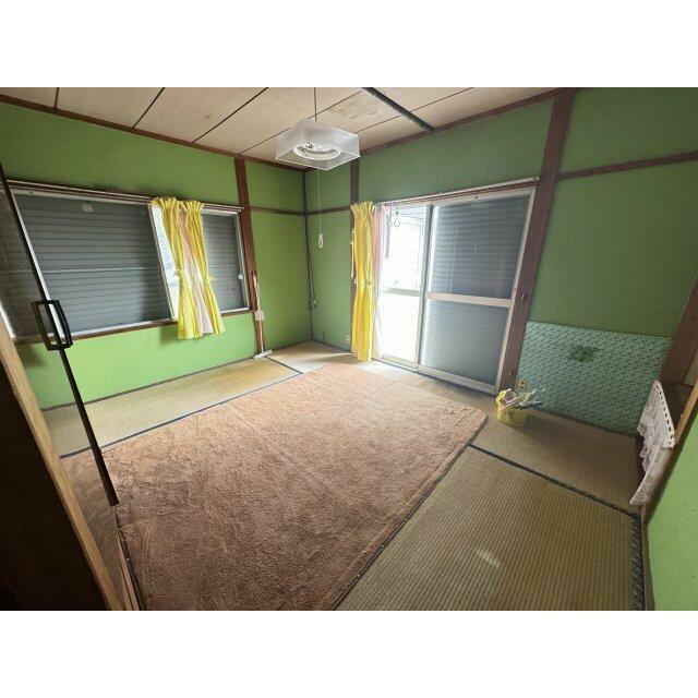 和室、ちょっとしたくつろぎスペースにいかがでしょうか