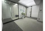 情報提供会社