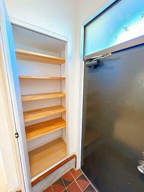 「玄関」シューズボックスを取り付けました。