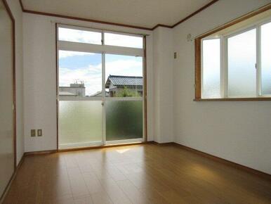 ウエルシア　富士岩渕店まで800m