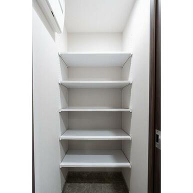 シューズボックス