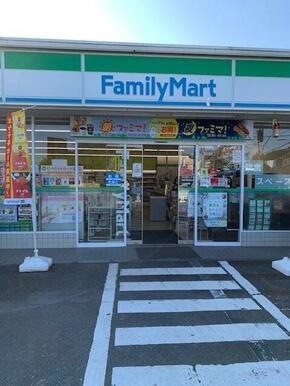 ファミリーマート海田岩蔵街道店