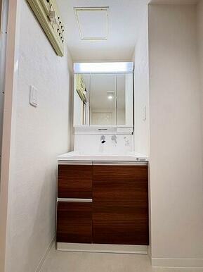 洗面台　新品交換済