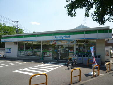 ファミリーマート青葉すみよし台