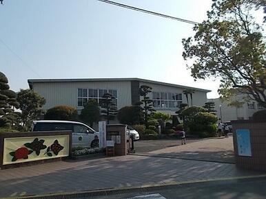 北部東小学校