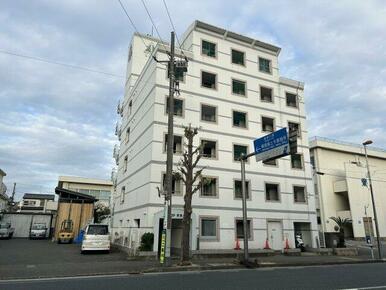 エレベーター付きの分譲マンションです！