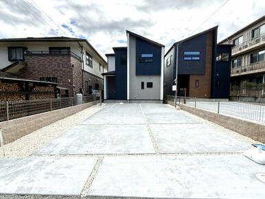 外観写真（2号棟）