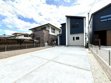 外観写真（2号棟）