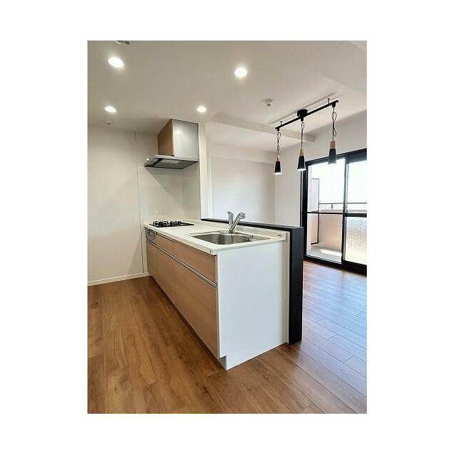 「キッチン」システムキッチンに新品交換しました。