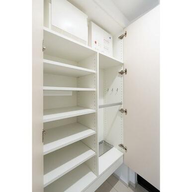 シューズボックス