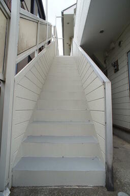 共用階段です。