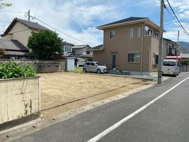 日当たり良好　お隣に自販機あります♪