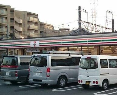 セブンイレブン 川崎津田山店