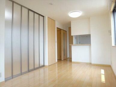 ◇ＬＤＫ(1)～料理をしながら会話も弾む♪対面型カウンターキッチン～◇