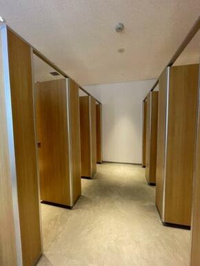 3F・4F女性用トイレ