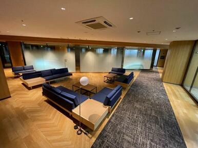 3F・4F共用ラウンジ