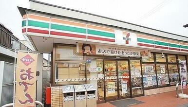 セブンイレブン毛呂山岩井店