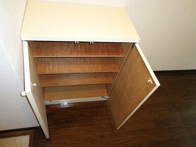 シューズボックス