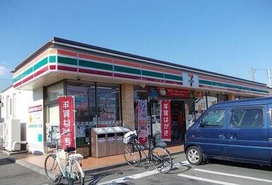 セブンイレブン岩原店