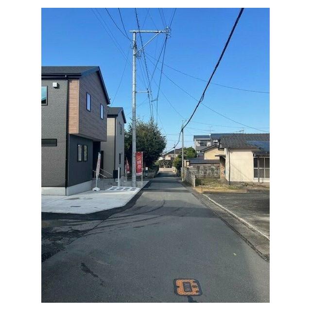 ３号棟　前面道路含む
