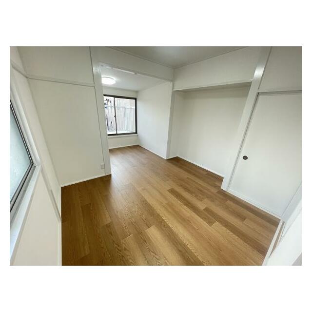 2階東側洋室（2）