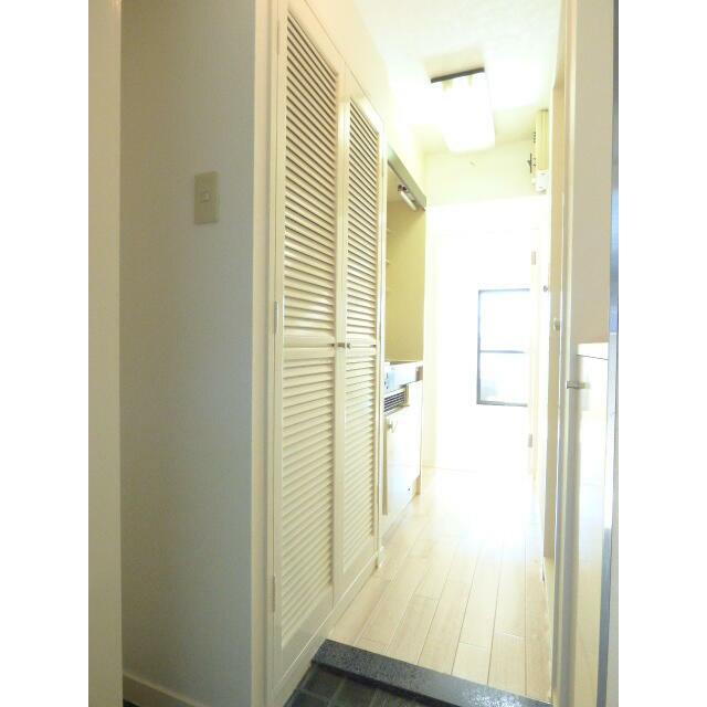 ※別部屋(303号室)参考写真のため内装のイメージが異なる場合がございます